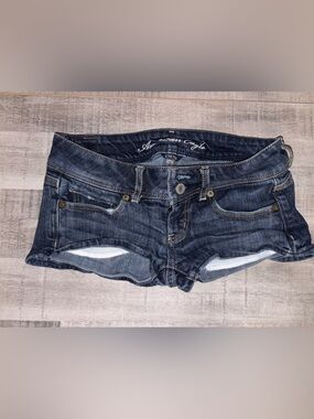 American Eagle Y2K Denim Jeans - low rise shorts